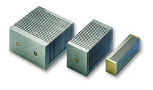 Lade das Bild in den Galerie-Viewer, Dauermagnetischer Spannblock Oxit / Lamellenblöcke - die magnetprofis